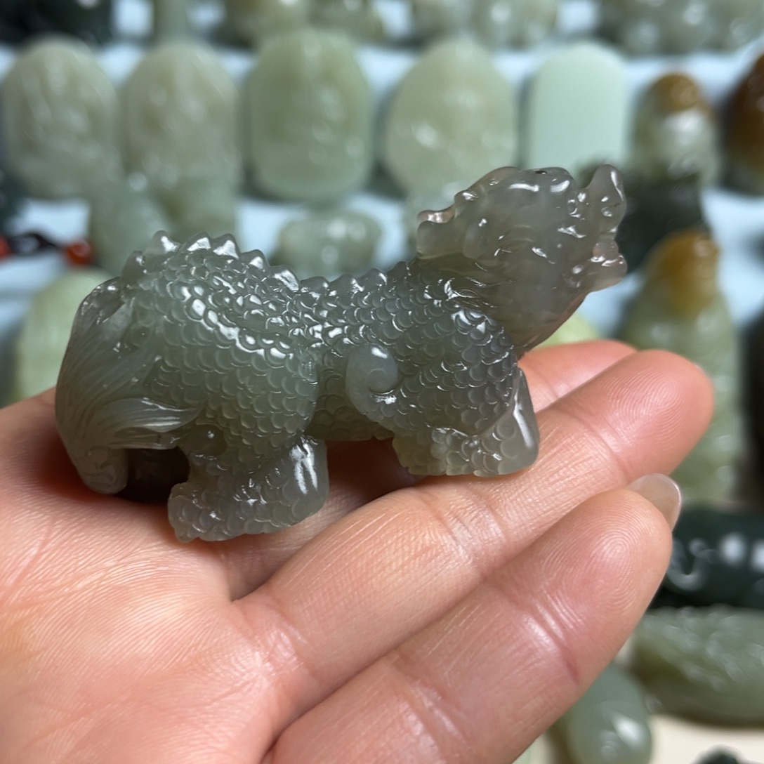 和田玉未镶嵌摆件