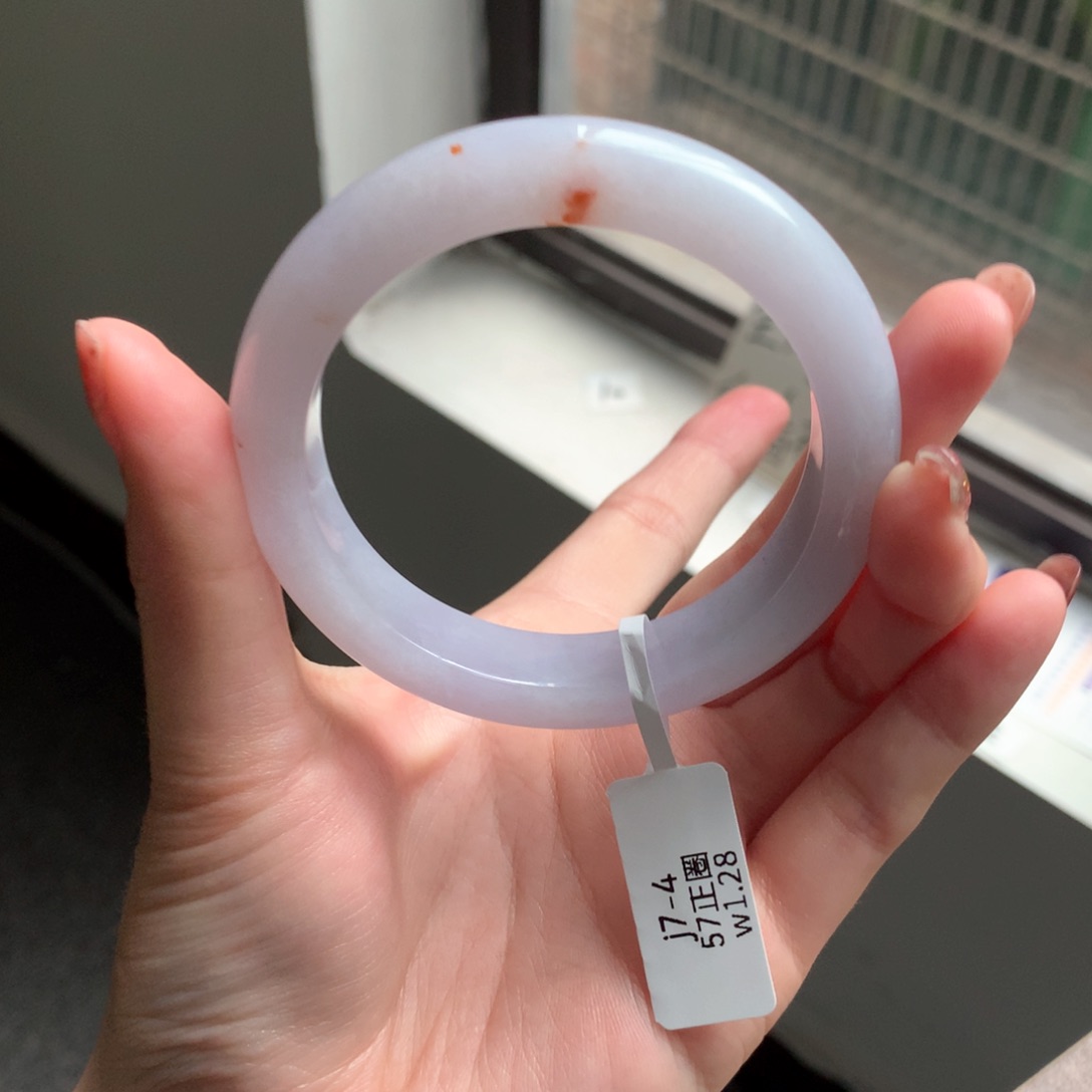 翡翠手镯未镶嵌春暖花开