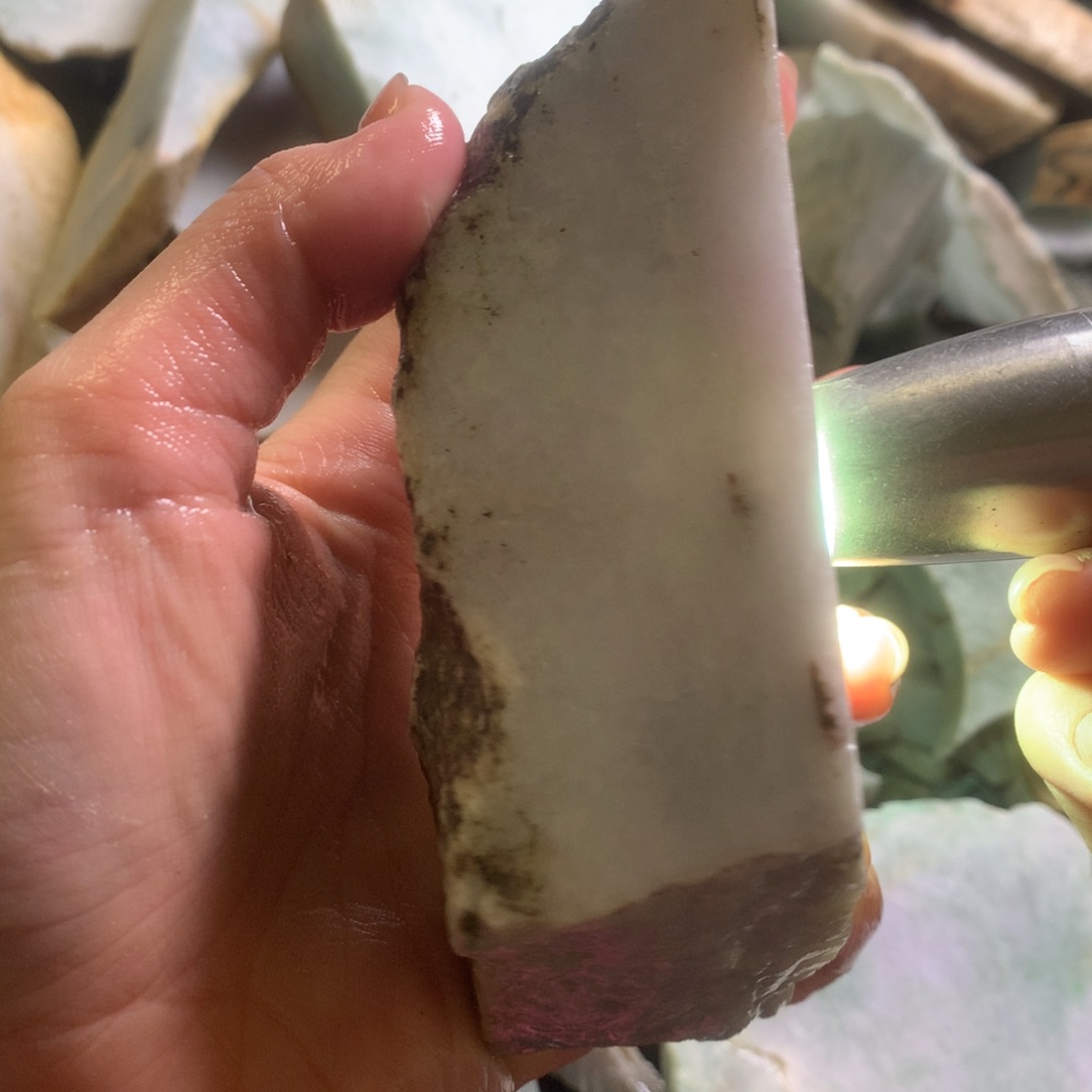 翡翠颈饰未镶嵌缅甸翡翠