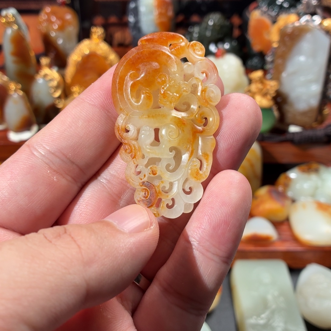 和田玉（子料）未镶嵌颈饰