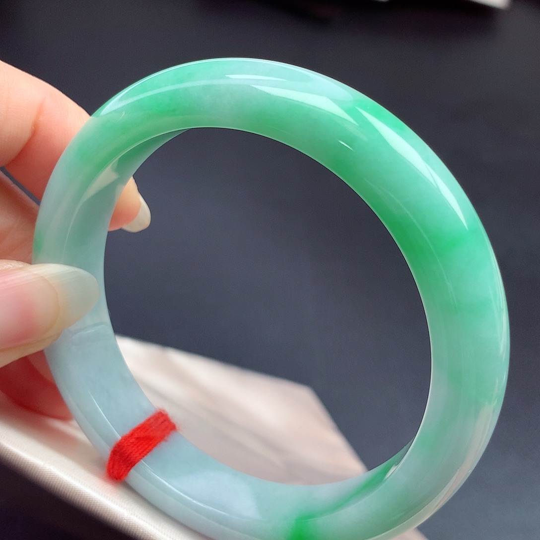 翡翠未镶嵌手镯57.4圈口