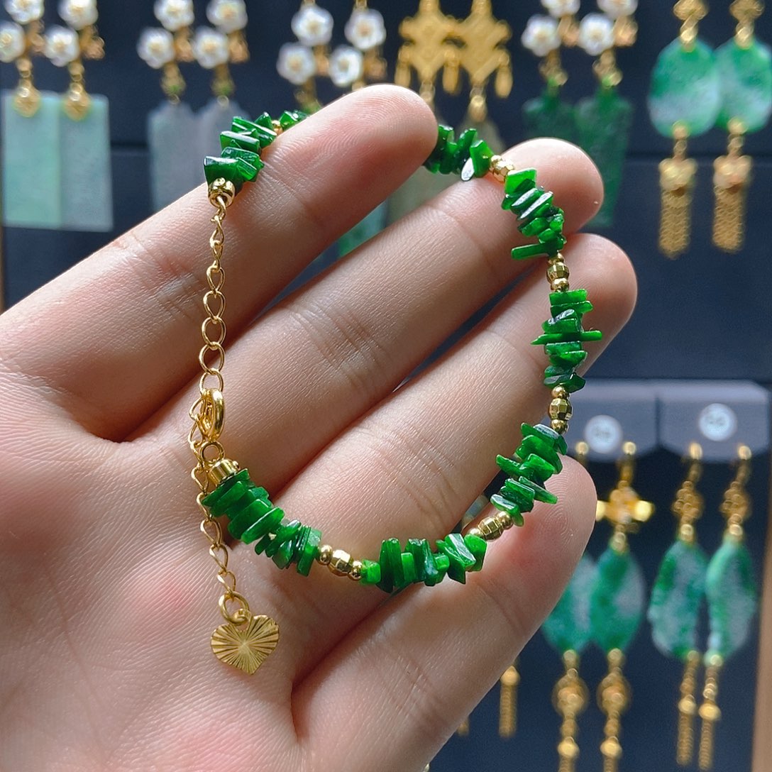 翡翠未镶嵌耳饰翡翠