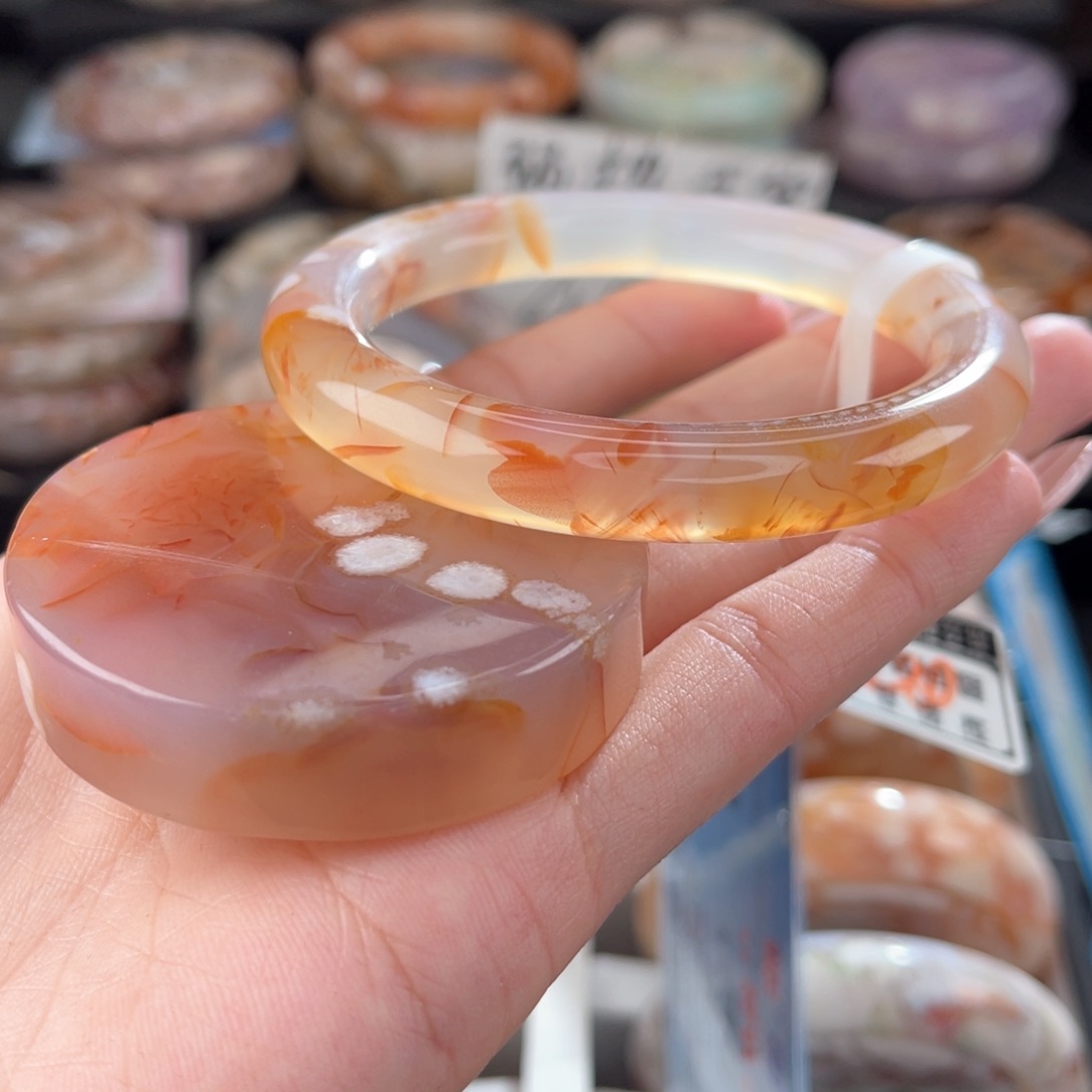 石英质玉手镯未镶嵌滇***乐56