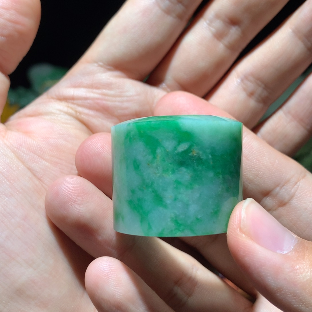 翡翠挂件未镶嵌快**者