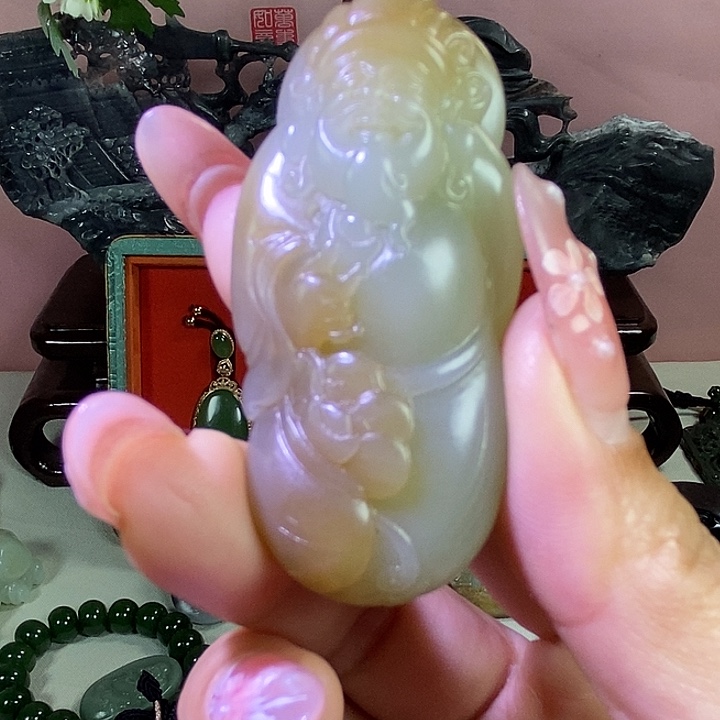 和田玉（糖玉）未镶嵌挂件