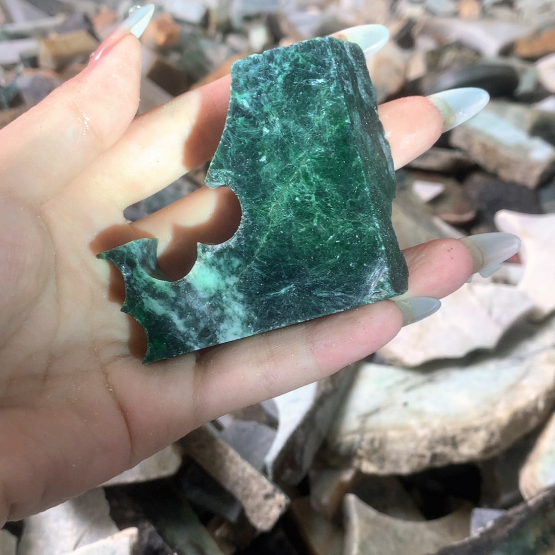 翡翠未镶嵌颈饰缅甸翡翠