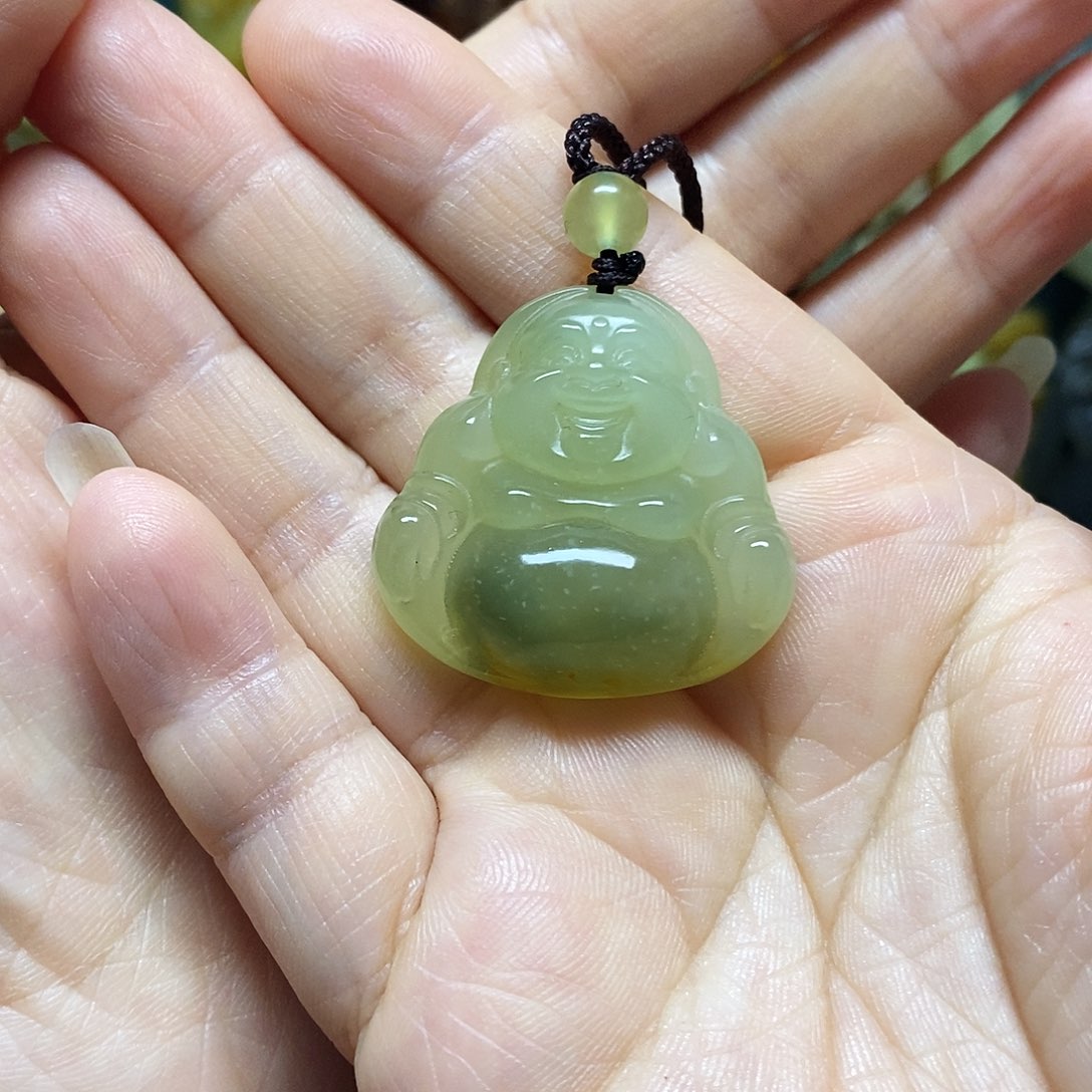 岫玉未镶嵌吊坠(赠链)