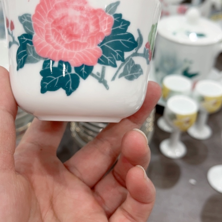 壶釉下五彩瓷的制作工艺