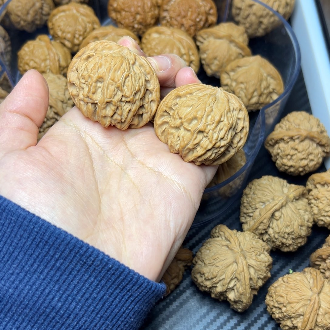 文玩核桃吊坠山地磨对歪42+43全品