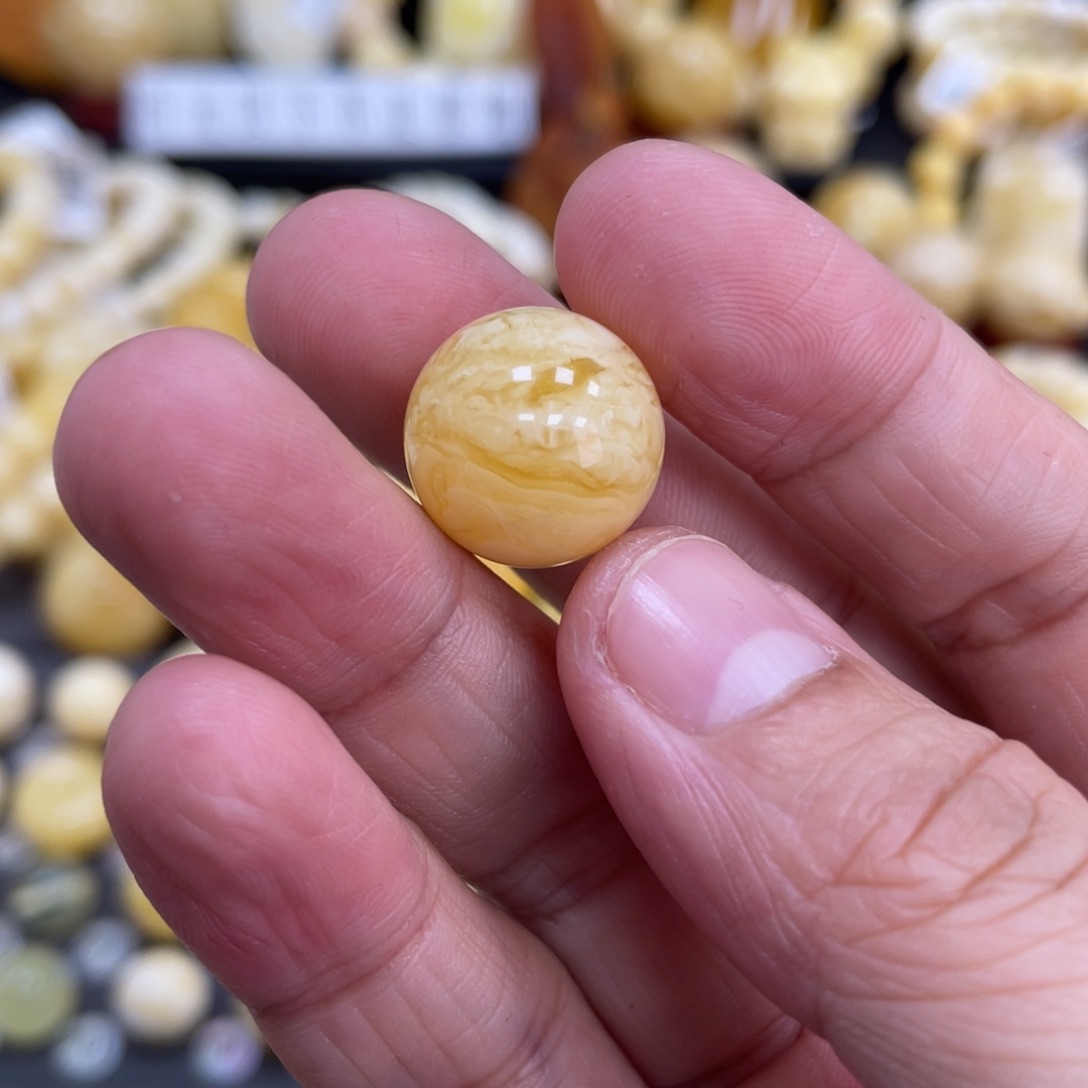 琥珀珠宝奇石未镶嵌15.7mm