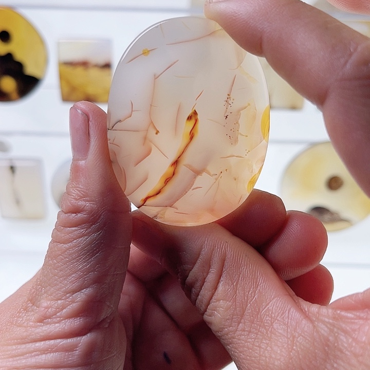 【闪购商品】玛瑙/玉髓未镶嵌珠宝半成品