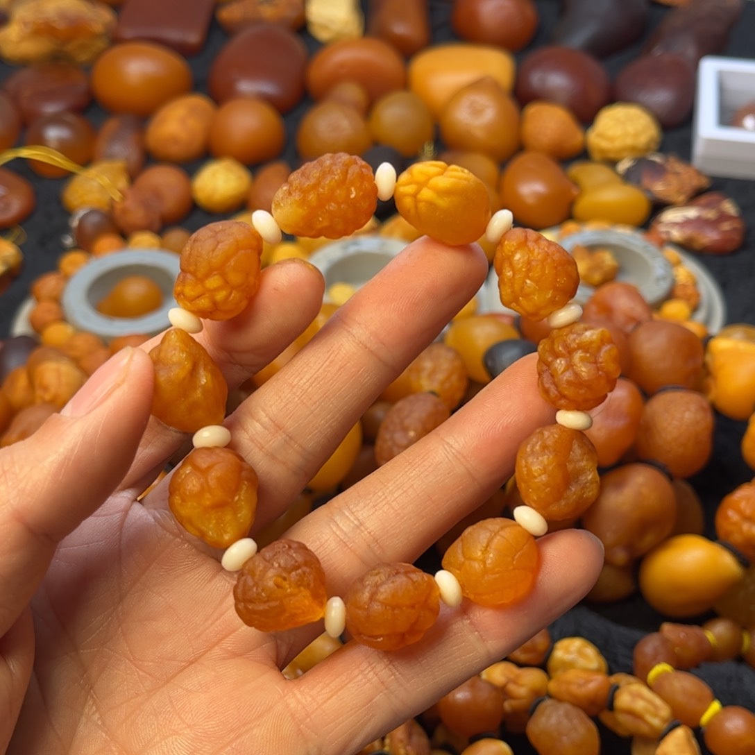 琥珀裸石未镶嵌天然蜜蜡手串