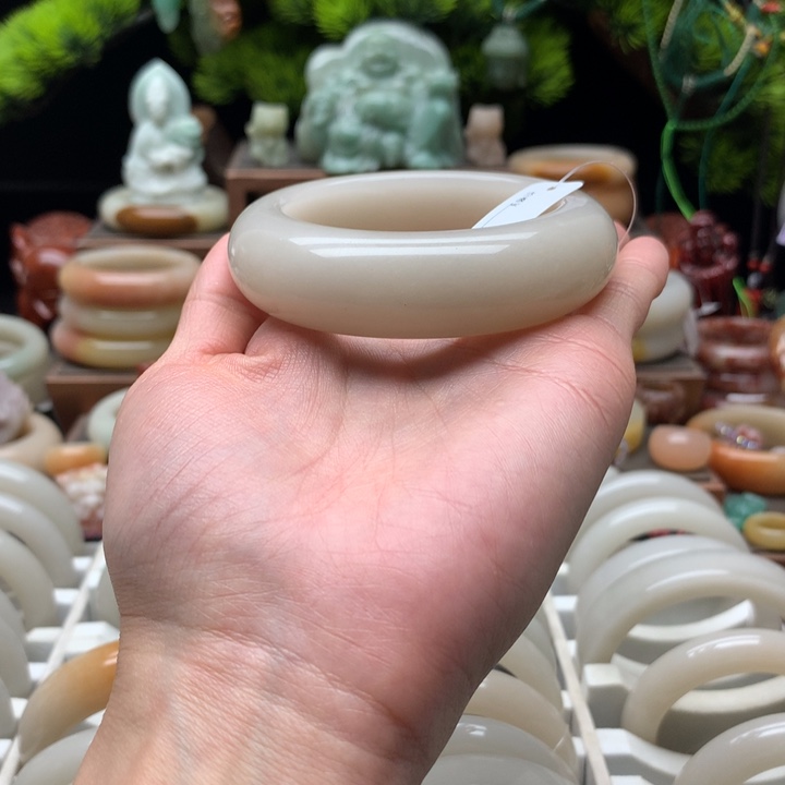 এ****查罗石合金手镯（开口镯）56