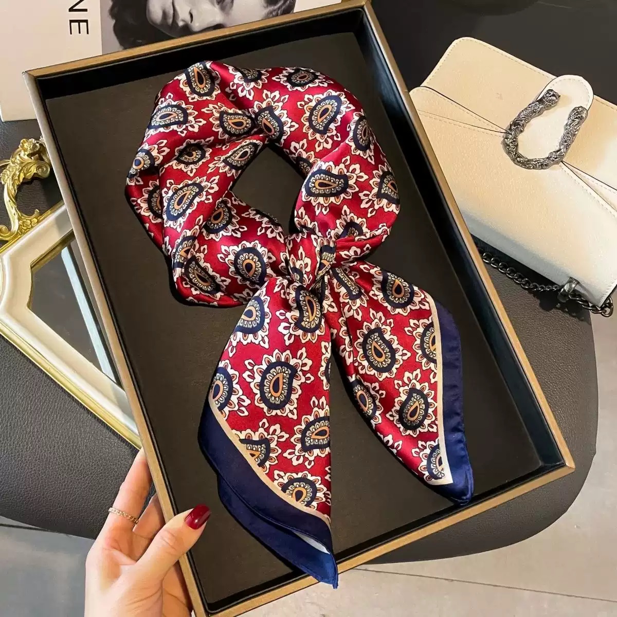 （红蓝腰果）韩版68*68装饰围巾方巾