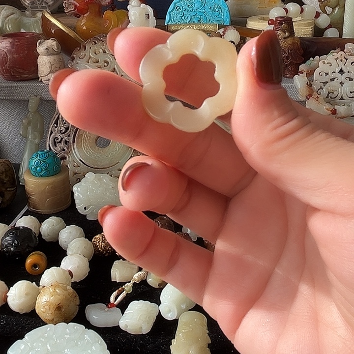 和田玉（糖玉）未镶嵌颈饰哈哈哈哈哈哈哈哈哈哈哈