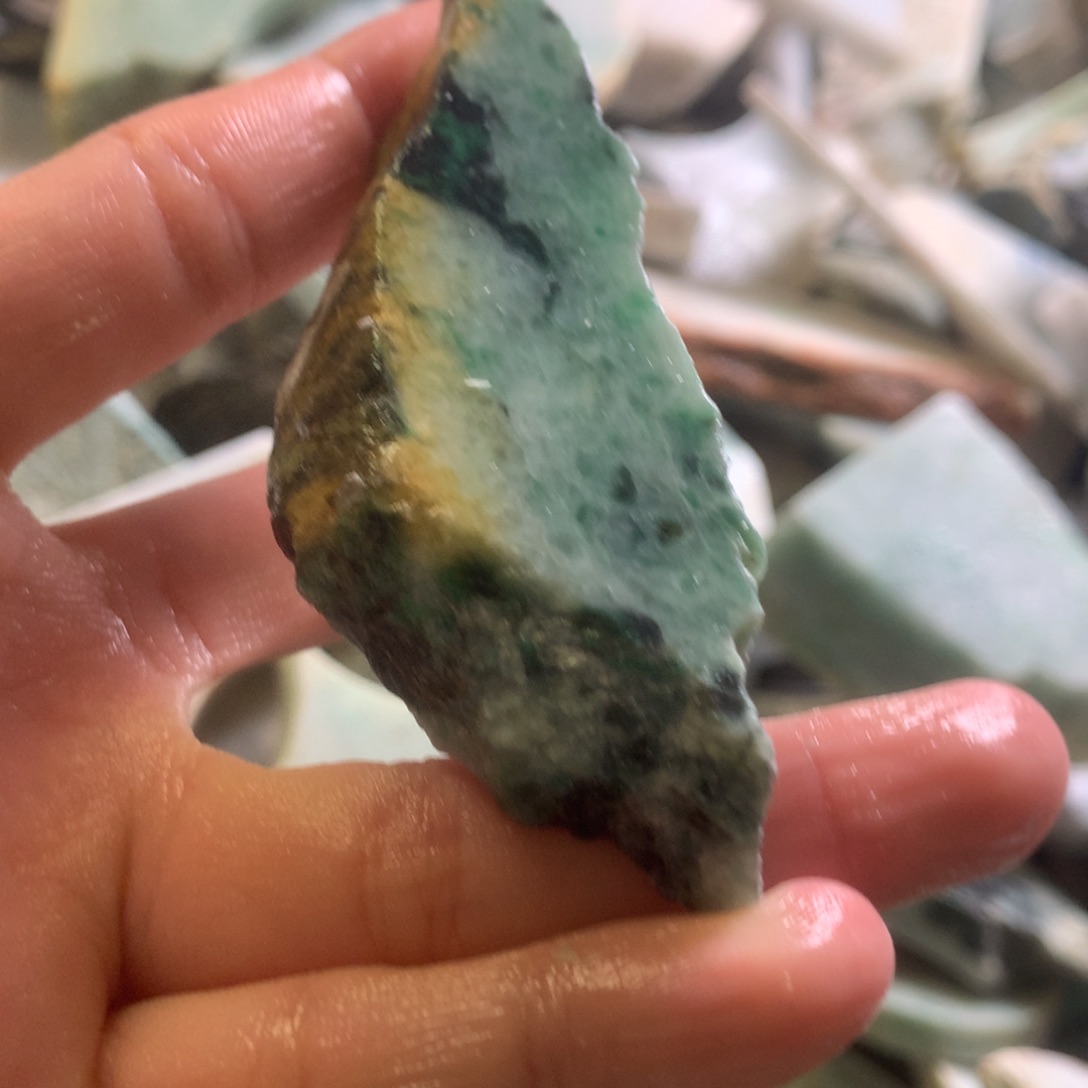 翡翠颈饰未镶嵌缅甸翡翠