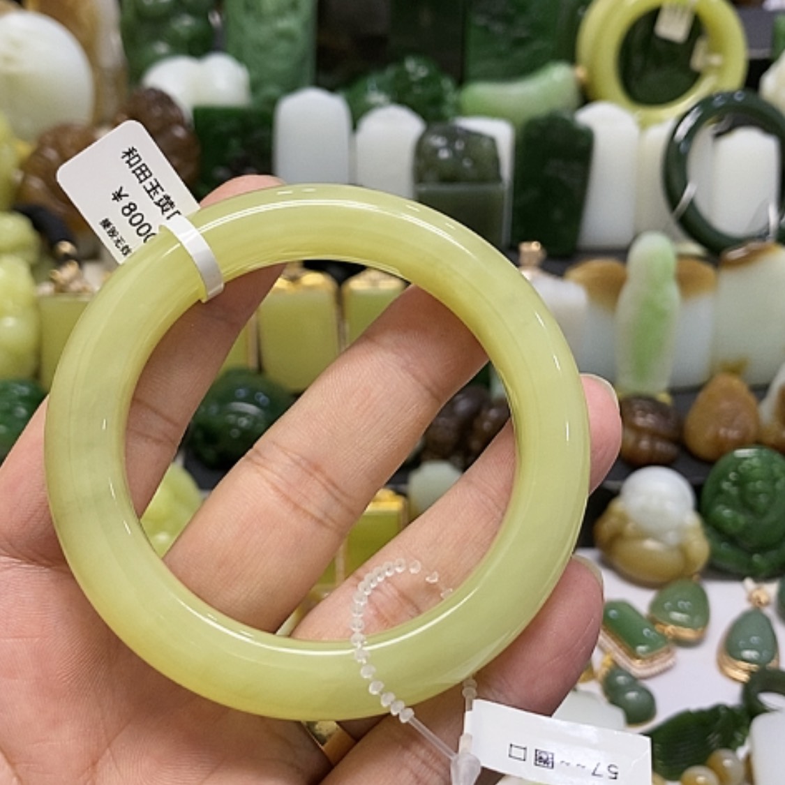 【闪购商品】颈饰未镶嵌和田玉
