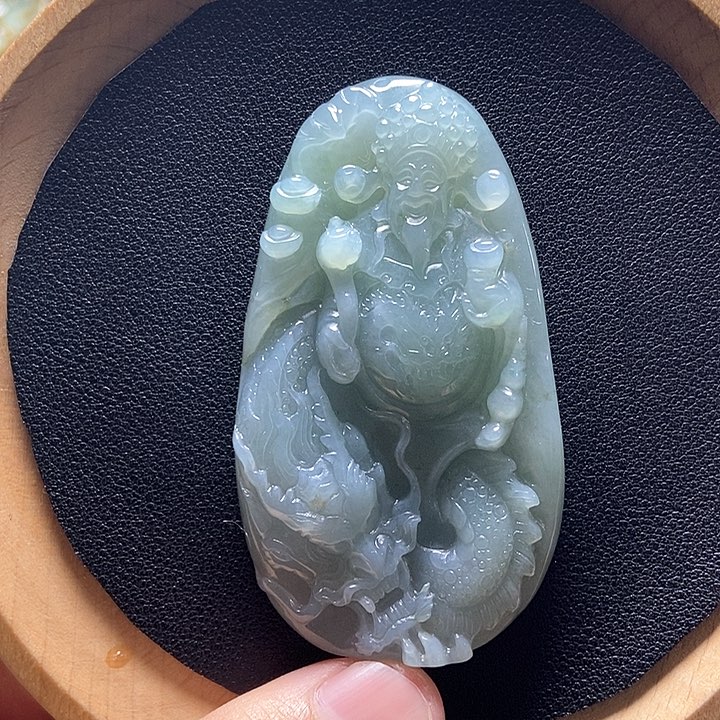 翡翠颈饰未镶嵌翡翠a货