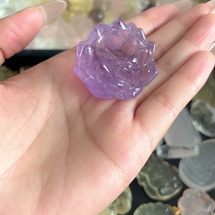 大***然未镶嵌颈饰水晶水晶