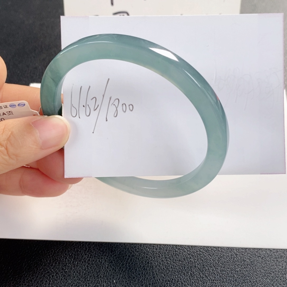 翡翠未镶嵌手镯天然翡翠