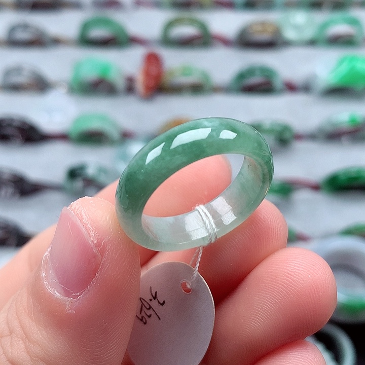 翡翠戒指未镶嵌20号