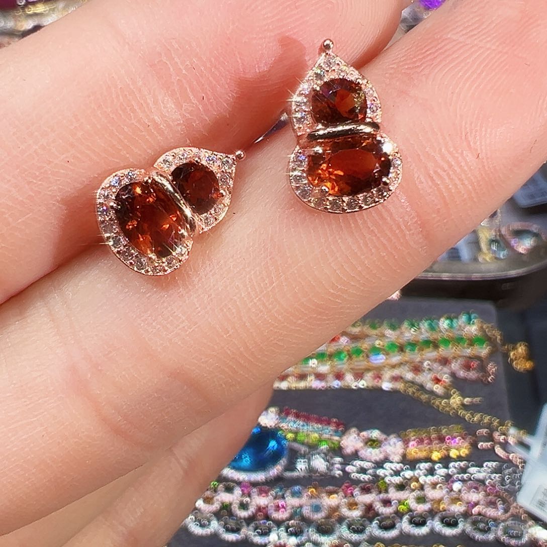 银S925镶嵌耳饰黄晶