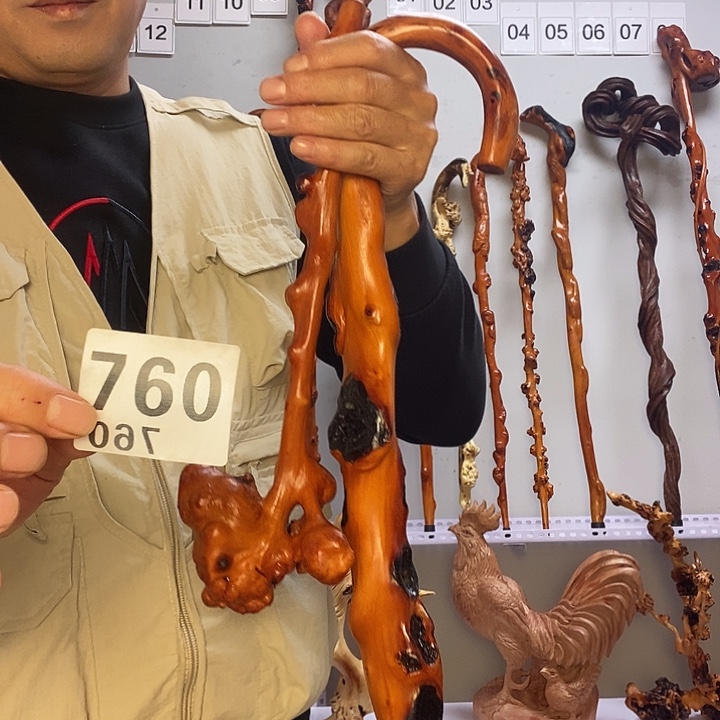 之***也大叶紫檀（黑酸枝木类）