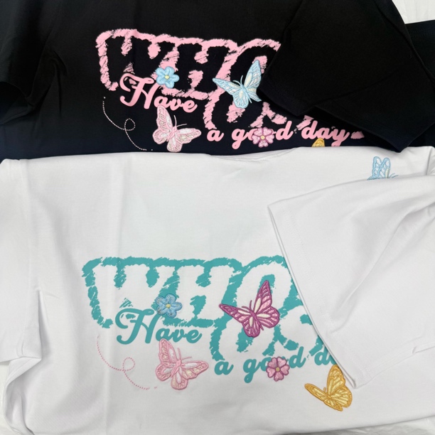 W8胸口彩色清新蝴蝶刺绣印花短袖T恤