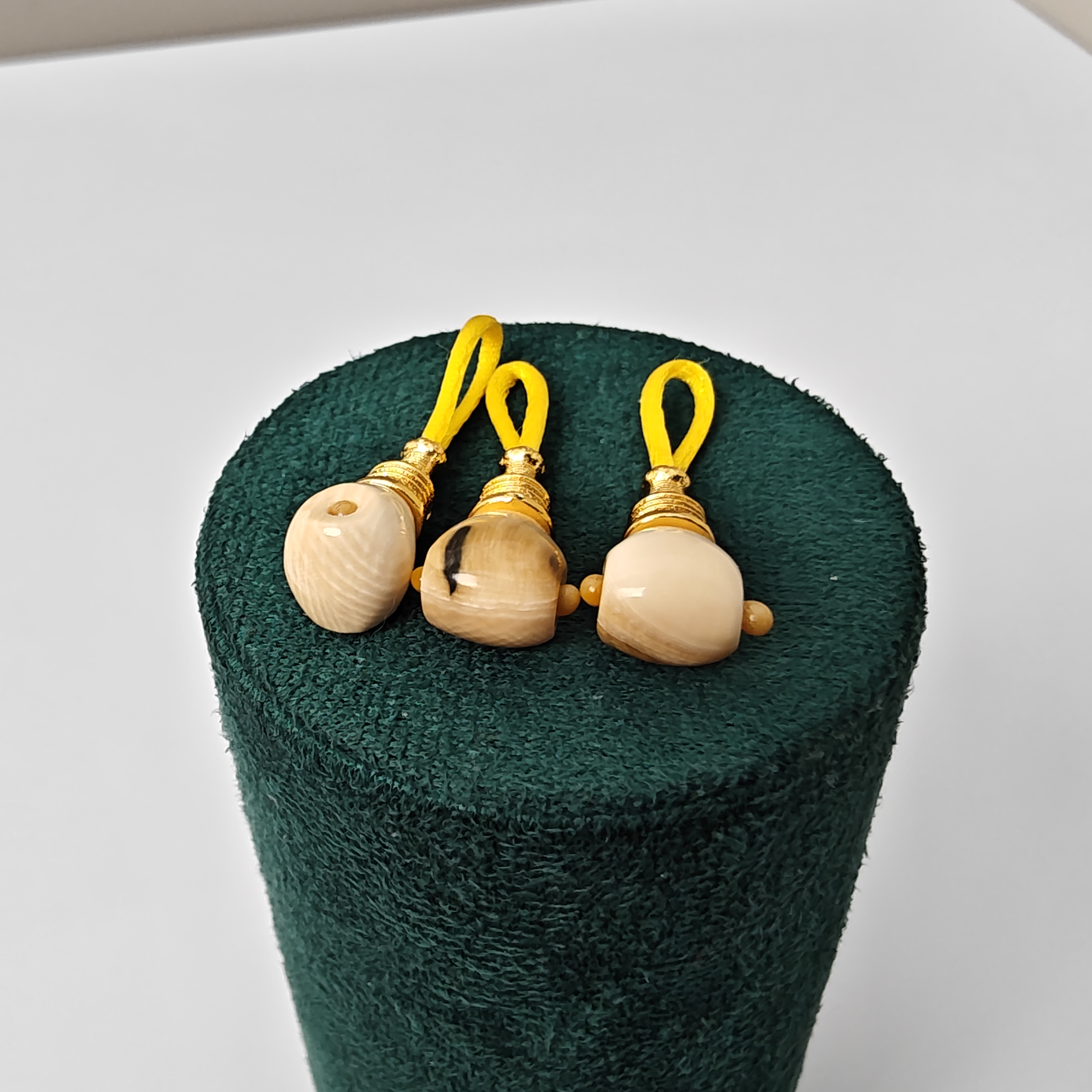 【青瑜文玩】天然猛犸象牙 老款【特色蓝皮三通8mm】福利款不补货