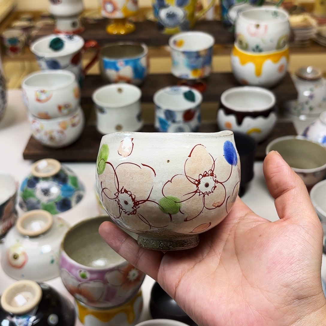 陶虚空藏    手握 