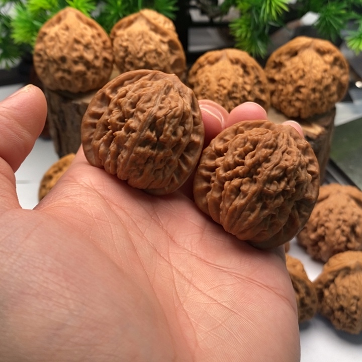 把件文玩核桃40全品四座楼