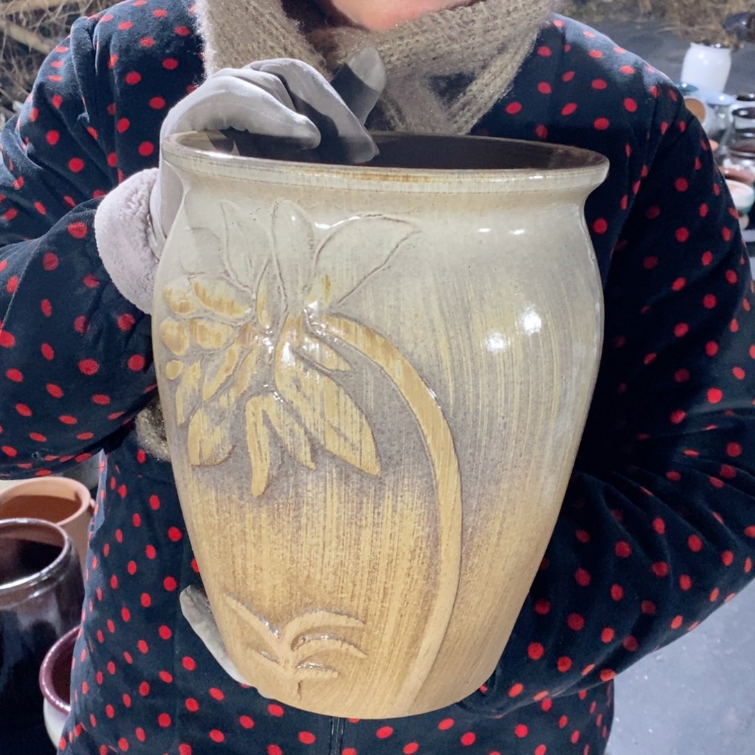 红陶口20高25～～～