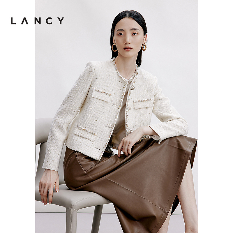 LANCY/朗姿秋季重工法式小香风短外套钉珠优雅白高级上衣女