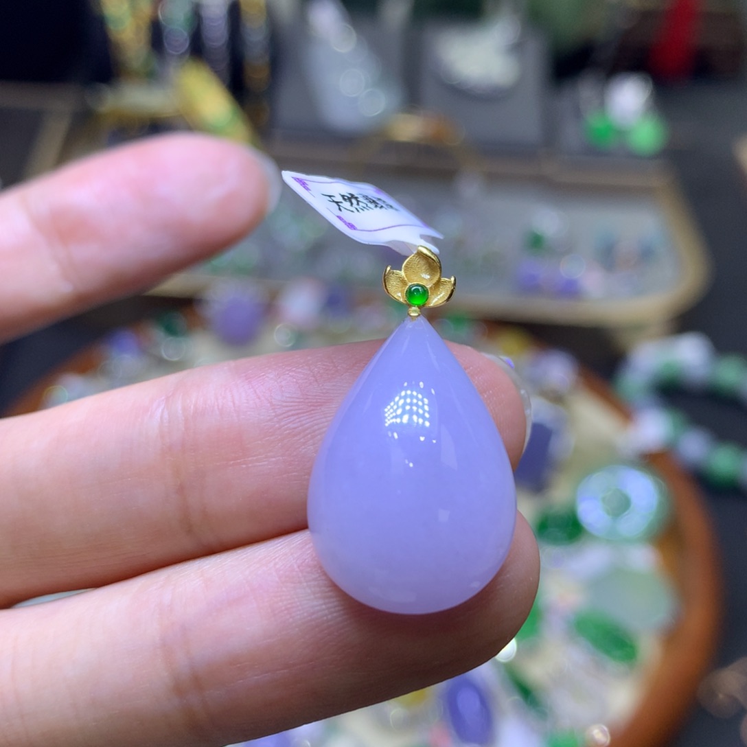 翡翠18K金镶嵌颈饰翡翠吊坠项链