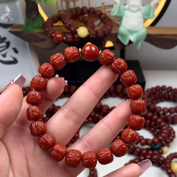 猴头核桃吊坠蛤蟆头10红配