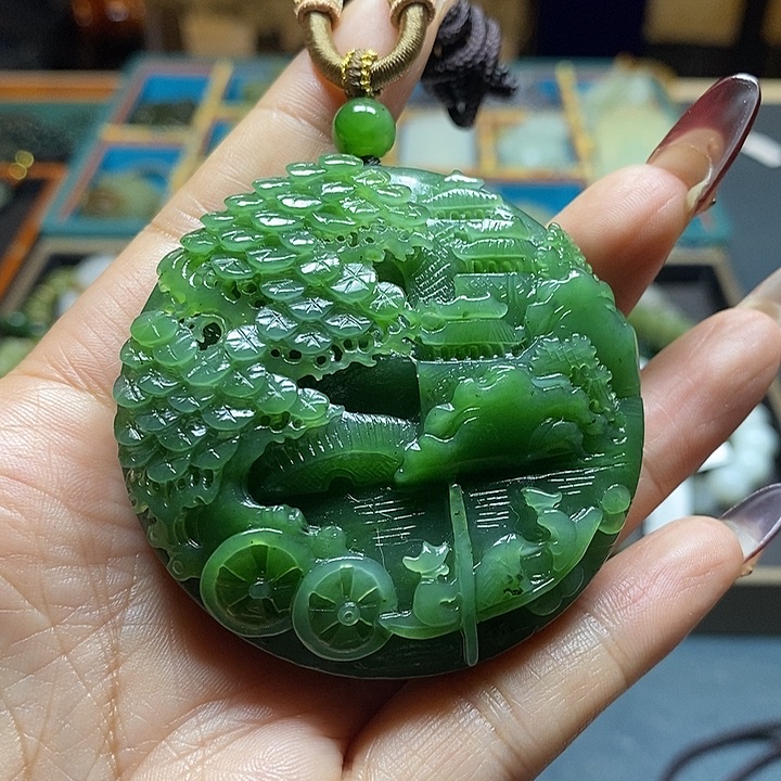 和田玉未镶嵌颈饰