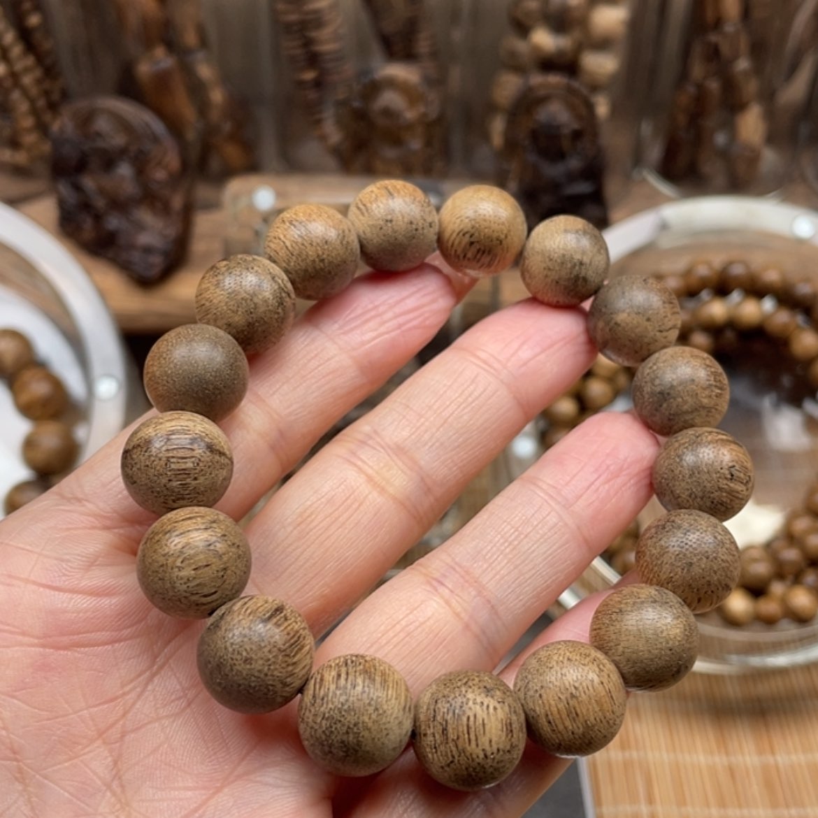 【闪购商品】沉香手串小*越南惠安风化老料