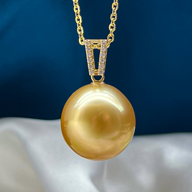 约14mm18k金南洋金海水珍珠吊坠不含链浓金强光微瑕时尚简约