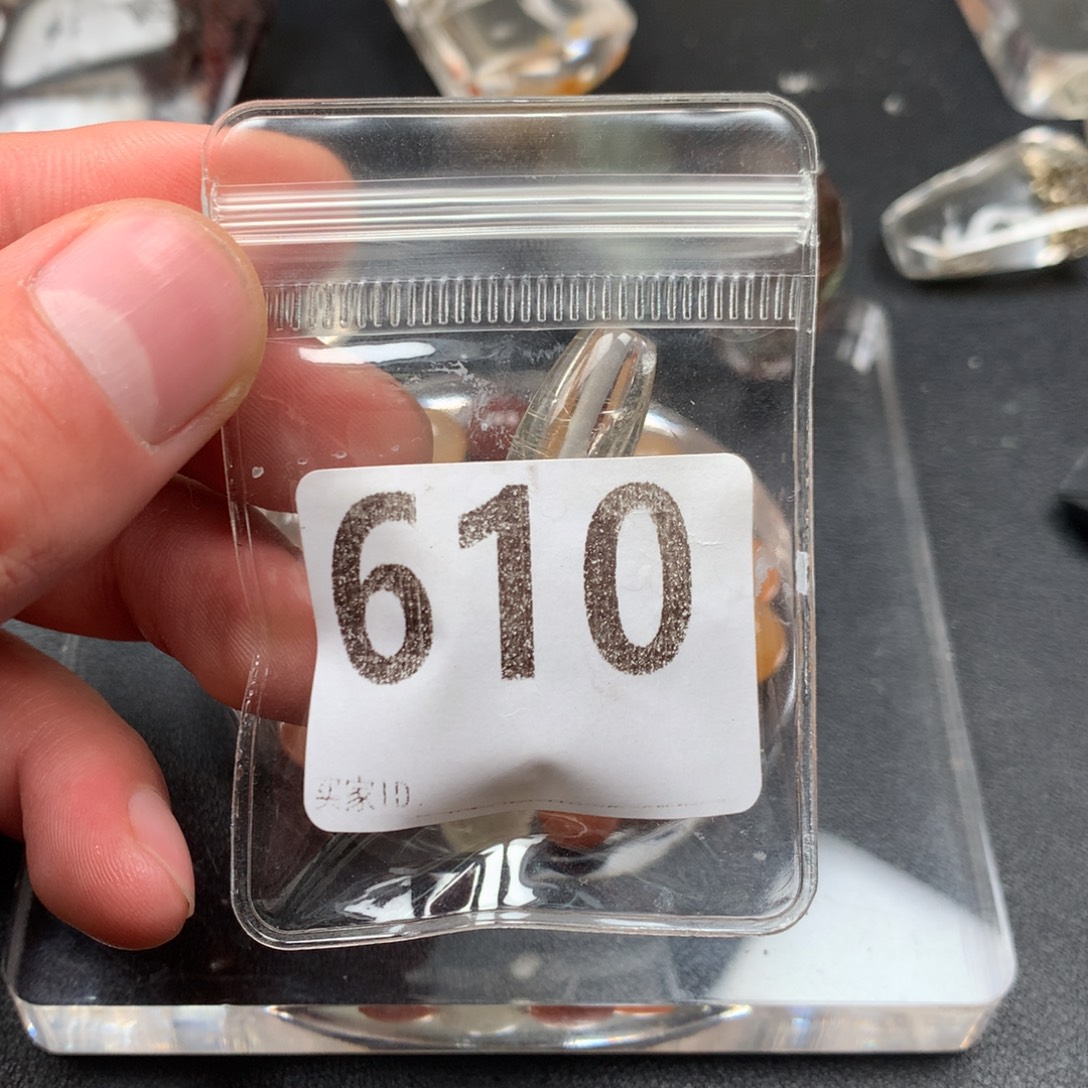 小***鱼未镶嵌颈饰水晶天然水晶石吊坠