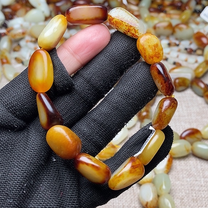 和田玉未镶嵌手链