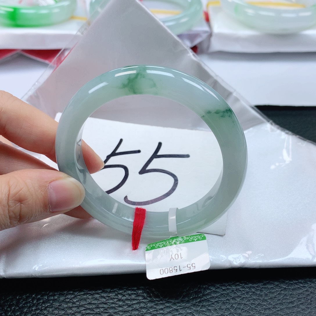 翡翠手镯未镶嵌55正