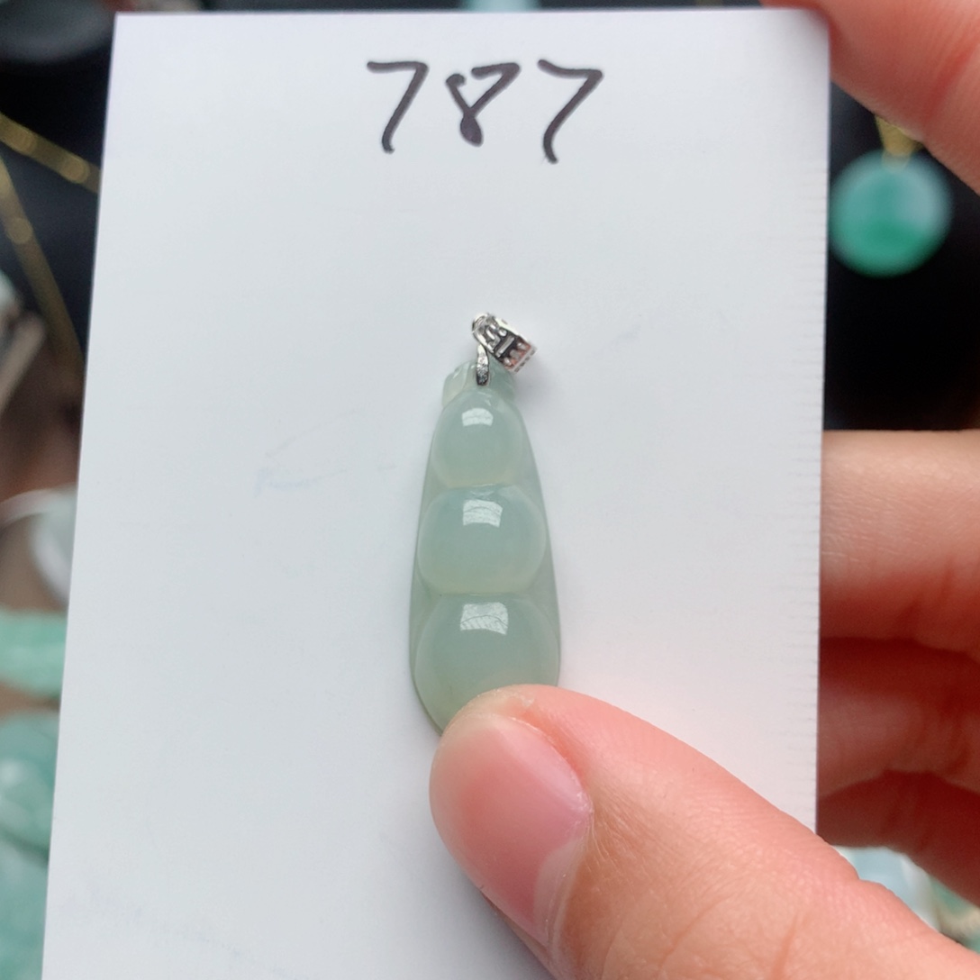 翡翠颈饰银S925镶嵌吊坠