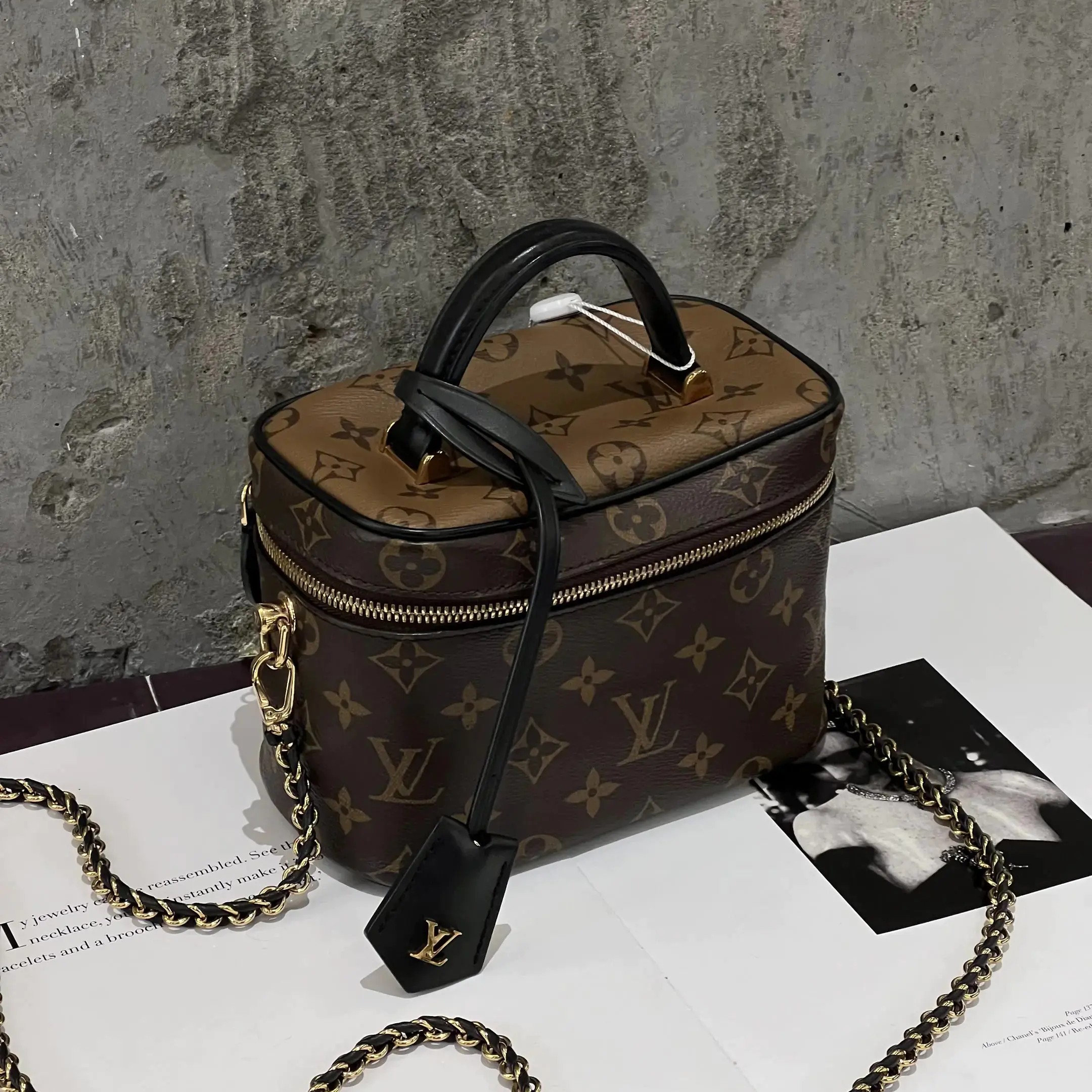 99新 LouisVuitton/路易威登 2935 老花vanity化妆盒单肩包芯片款