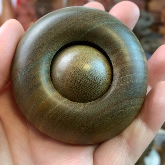 把件黄花梨/降香黄檀绿檀木石来运转