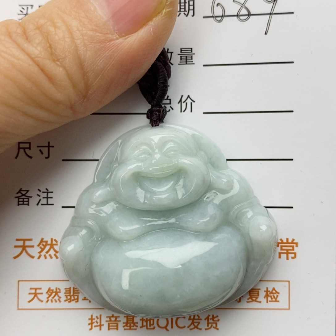 翡翠颈饰未镶嵌佛公