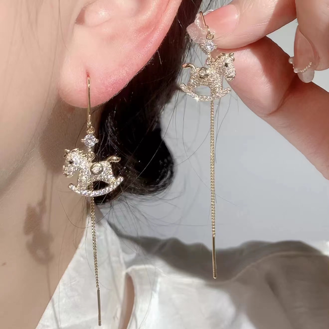 铜合金耳饰 气质轻奢百搭简约简约优雅精致网红设计师耳环F3203