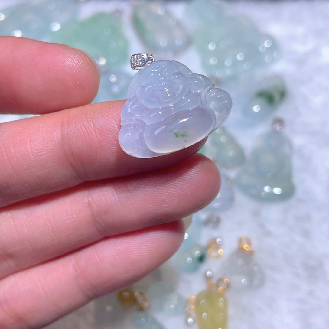 翡翠18K金镶嵌颈饰翡翠