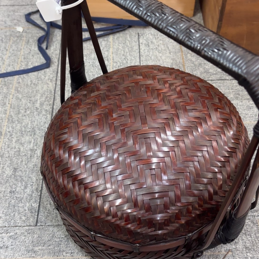 南***岸非常喜欢这个瓷器