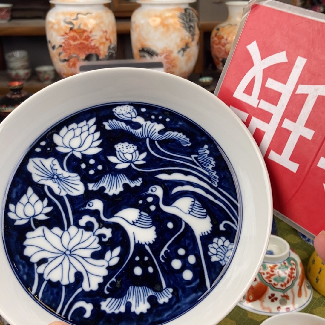 陶瓷的设计师是一个人