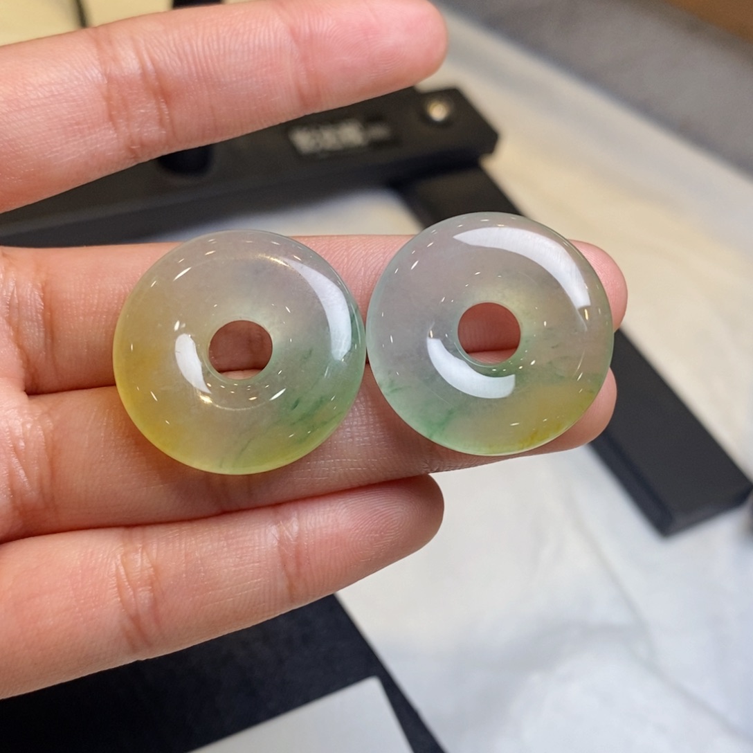 翡翠耳饰未镶嵌裸石甜甜圈